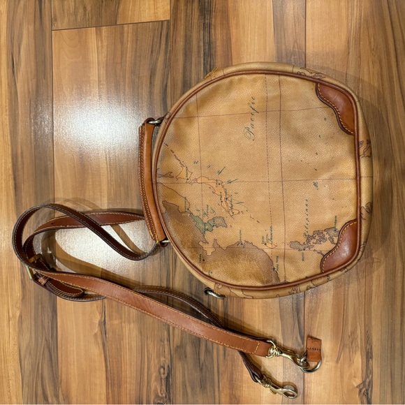 Alviero Martini Crossbody Bag - Picture 13 of 13